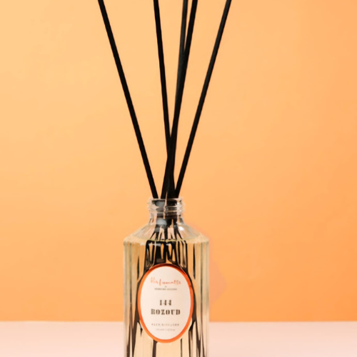 بيرفيوم اتيلير ديفيوزر روز عود 125مل